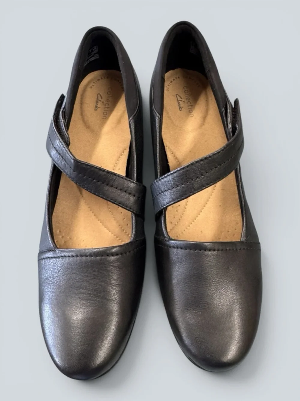 Clarks’s Classic Black Emily Pearl pump heels Sz 9.5